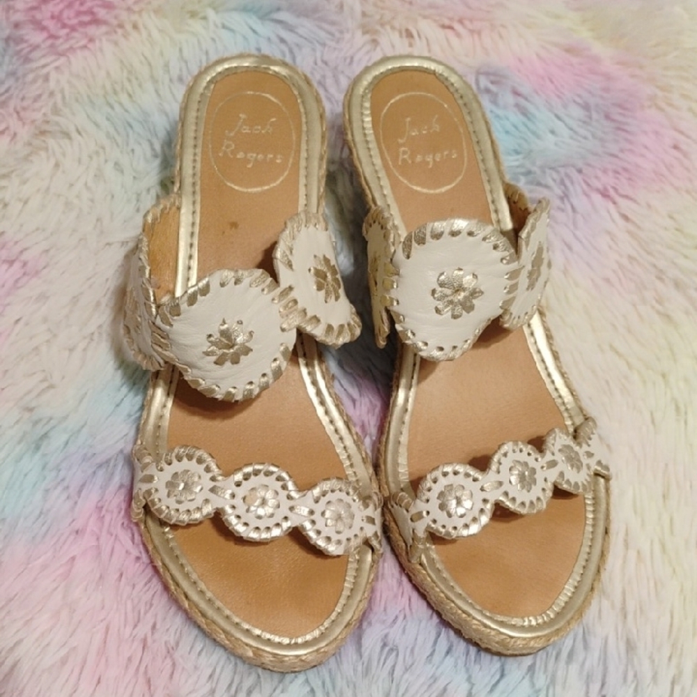 Jack Rogers Luccia Wedge Sandals W Gold Floral Accents Sz.9 Barely Worn #52 - Picture 4 of 12